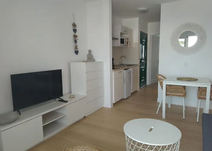 Ayalga - Pool View - Good Wifi - Smart Tv-residence Dunia Iv * 卡门港